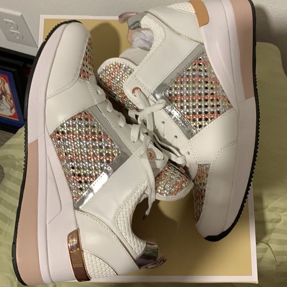 MICHAEL Michael Kors White and Gold Athletic Shoes - Picture 5 of 13